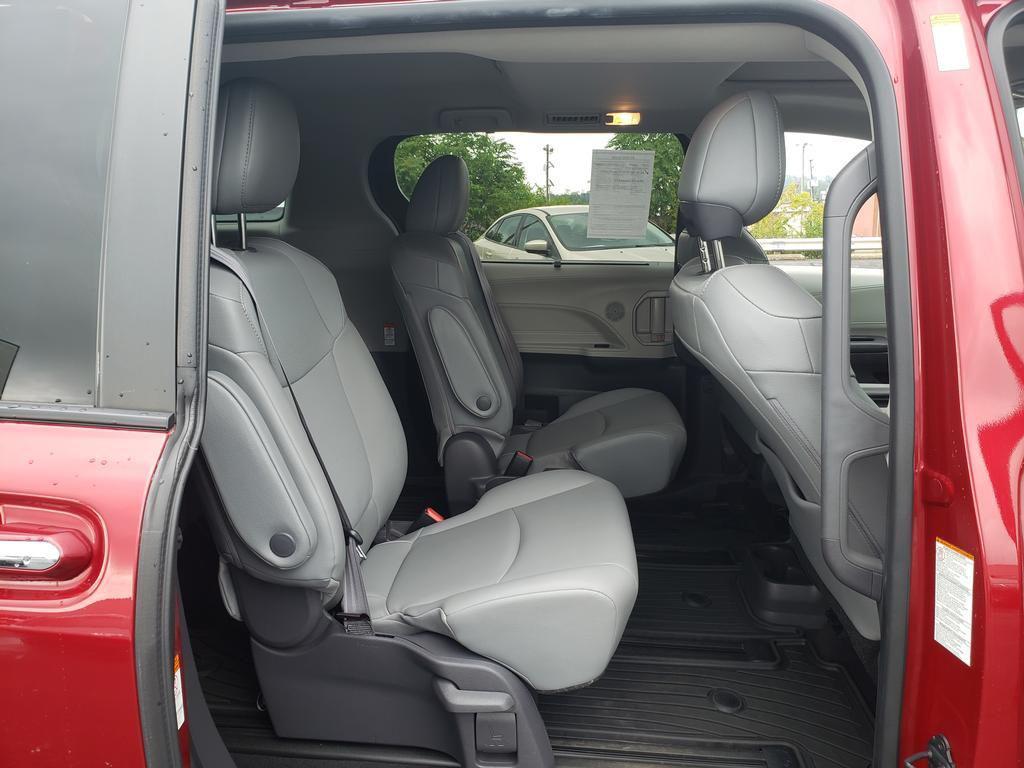 used 2021 Toyota Sienna car, priced at $36,402