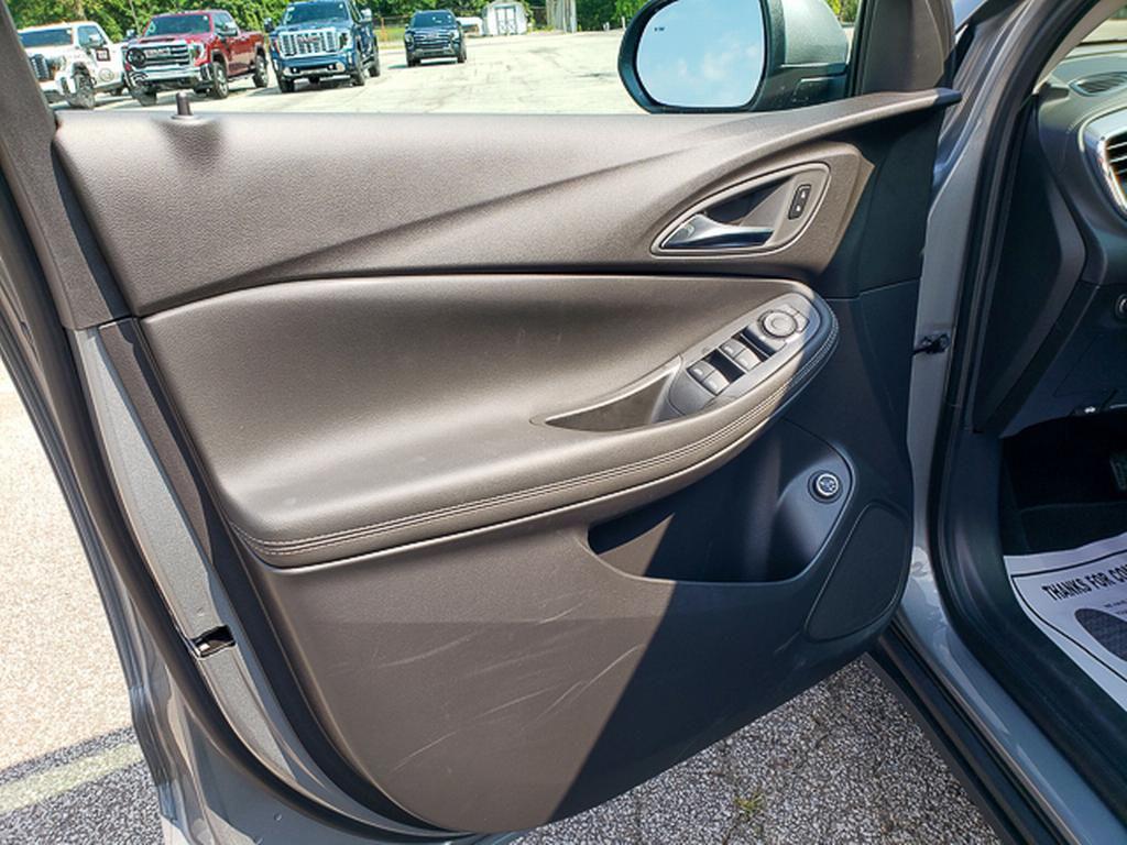used 2025 Buick Encore GX car, priced at $26,990