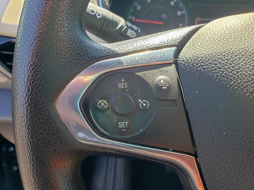 used 2022 Chevrolet Traverse car, priced at $24,941