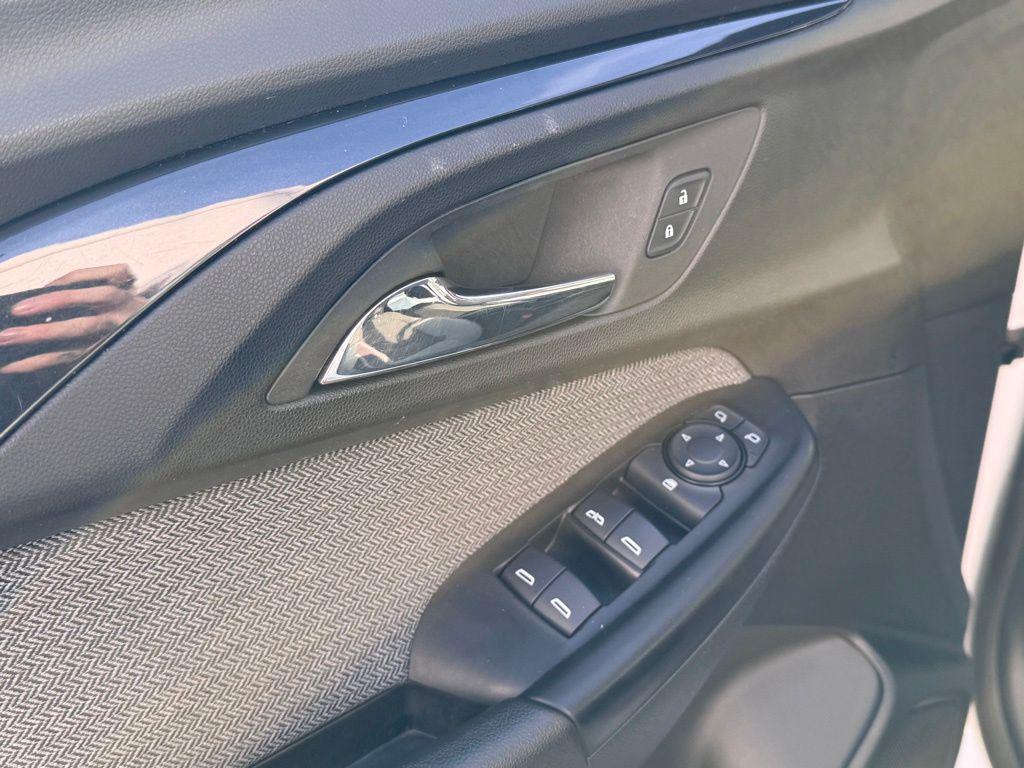 used 2023 Chevrolet TrailBlazer car