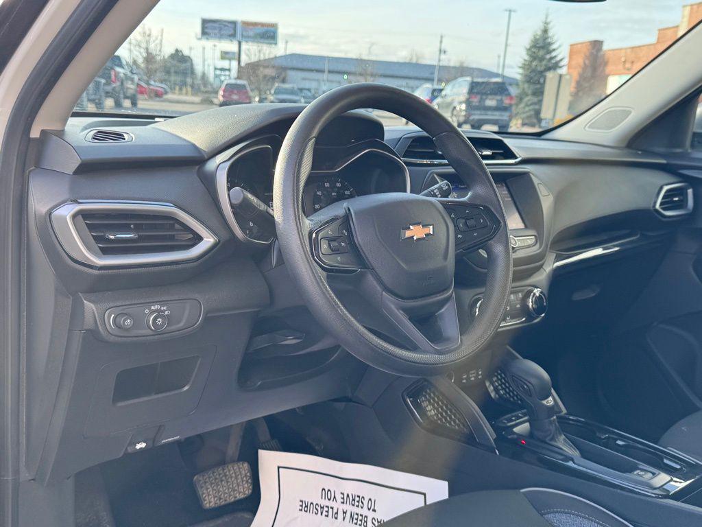 used 2023 Chevrolet TrailBlazer car