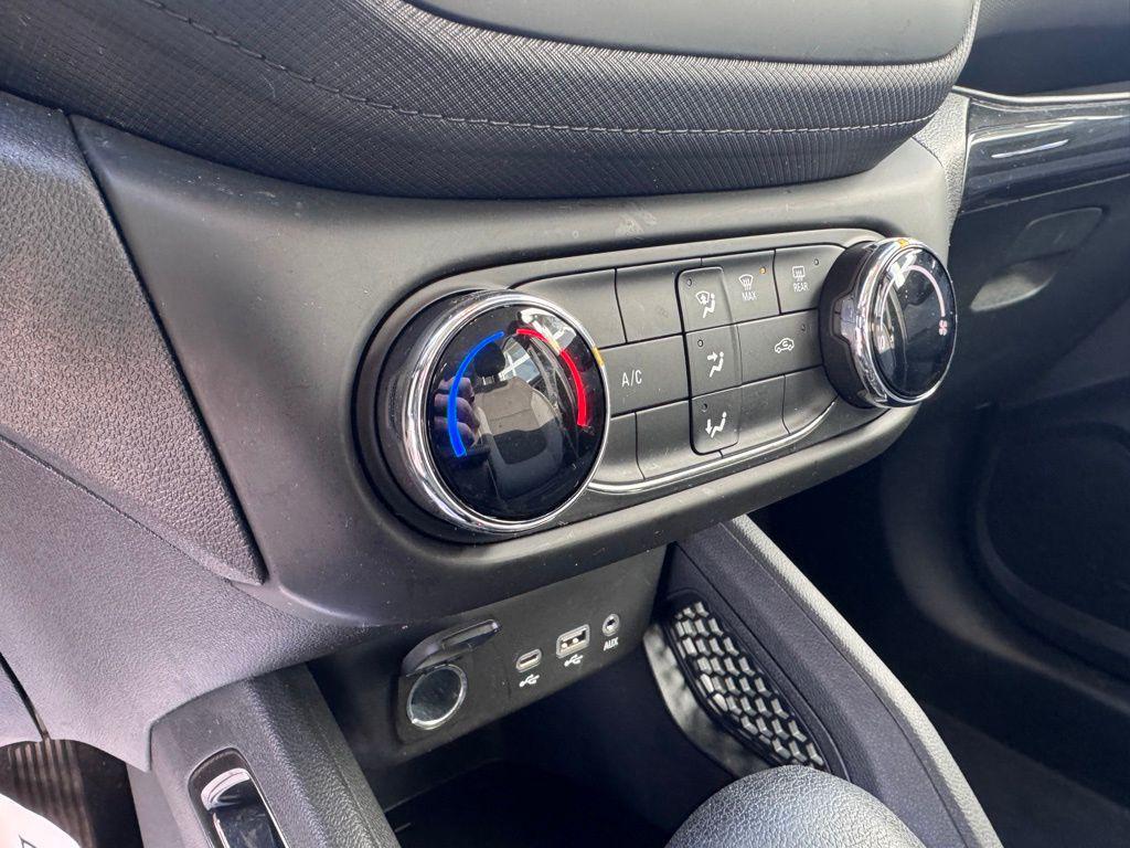 used 2023 Chevrolet TrailBlazer car