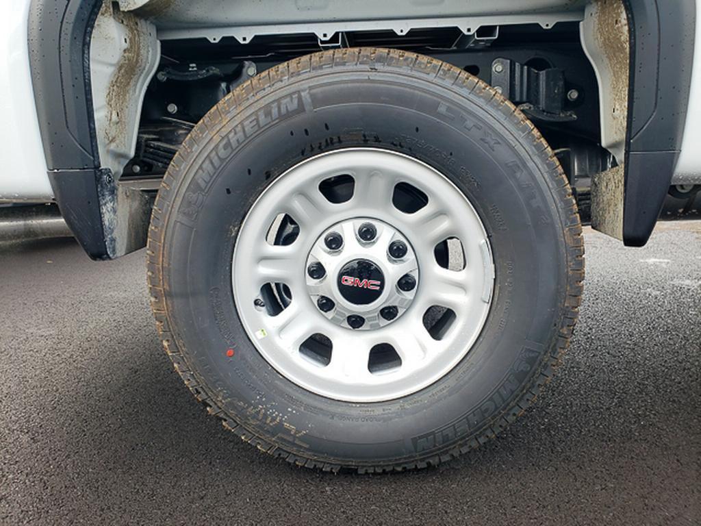 new 2026 GMC Sierra 3500 car, priced at $59,685