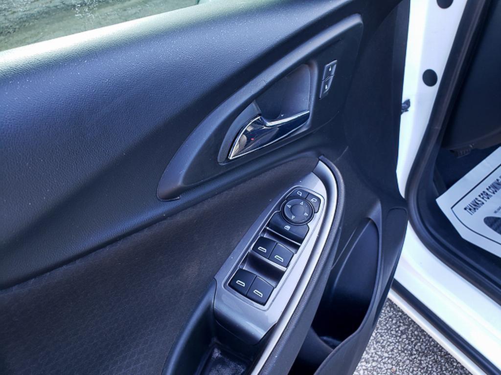 used 2018 Chevrolet Malibu car, priced at $10,990