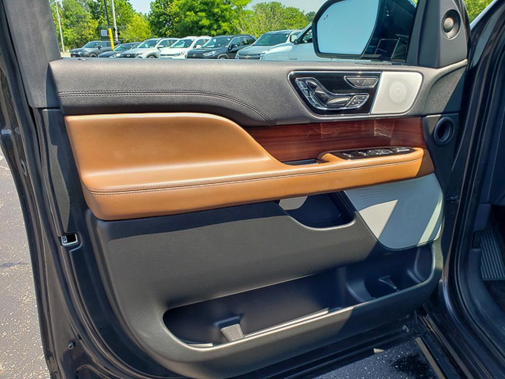 used 2022 Lincoln Navigator car, priced at $56,455