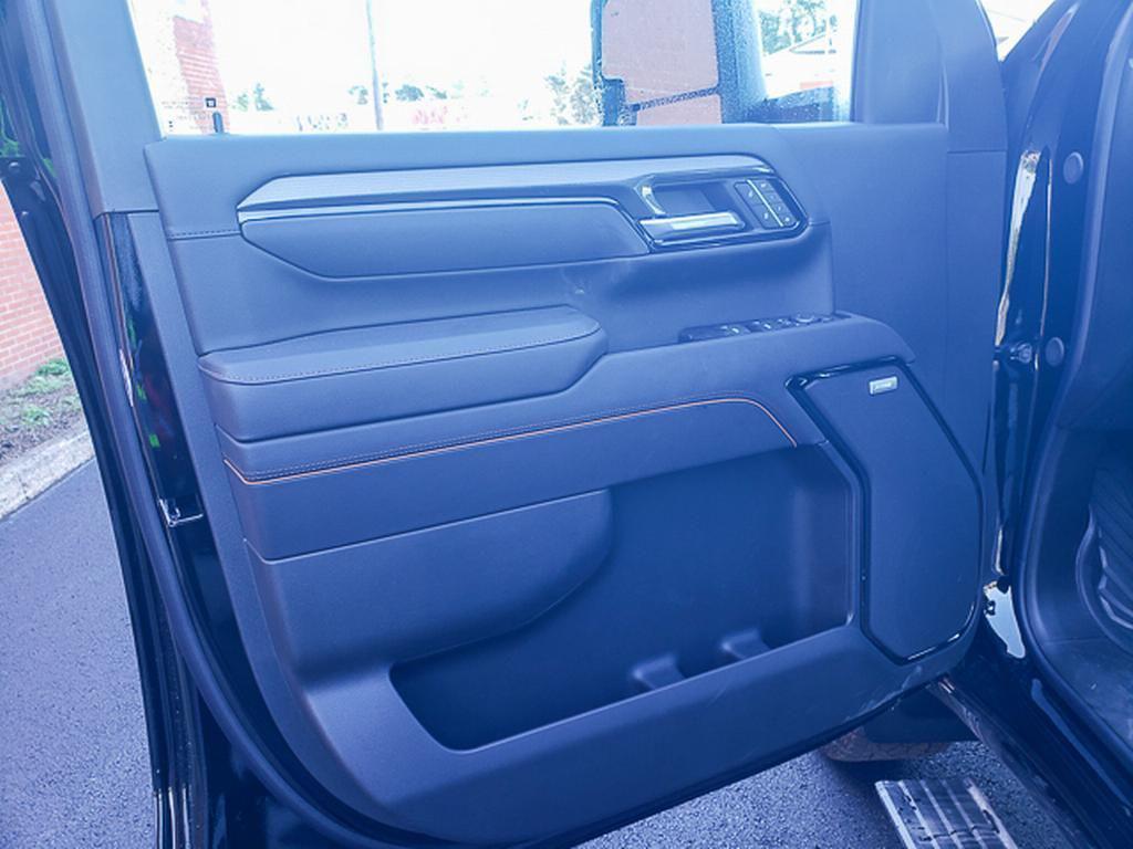 new 2025 GMC Sierra 2500 car, priced at $89,055