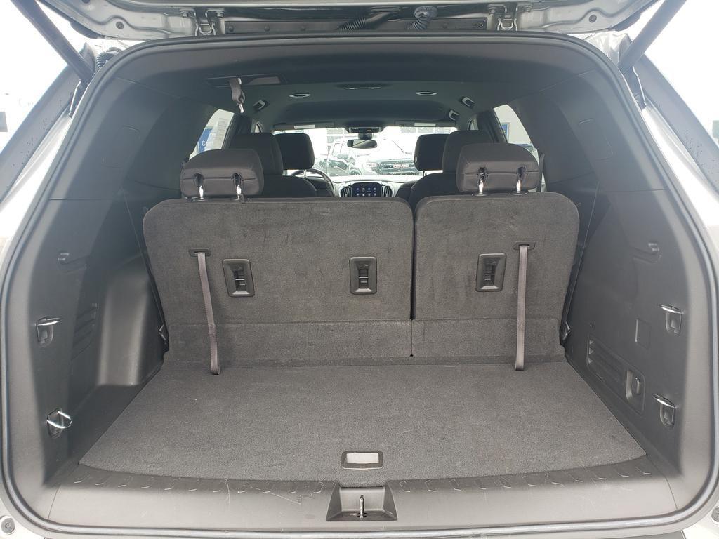 used 2023 Chevrolet Traverse car, priced at $31,134