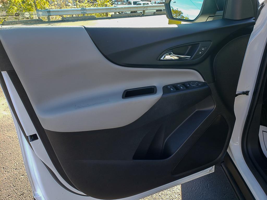 used 2023 Chevrolet Equinox car, priced at $18,990