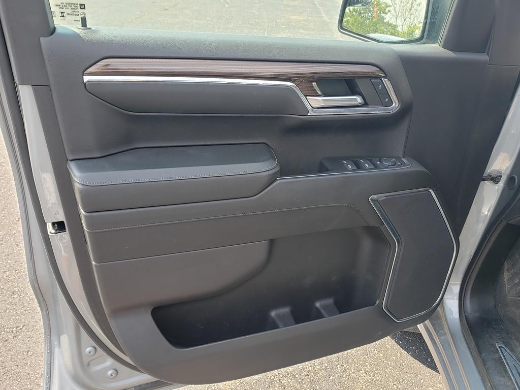 used 2024 Chevrolet Silverado 1500 car, priced at $41,120