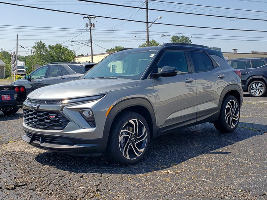 used 2025 Chevrolet TrailBlazer car, priced at $29,789