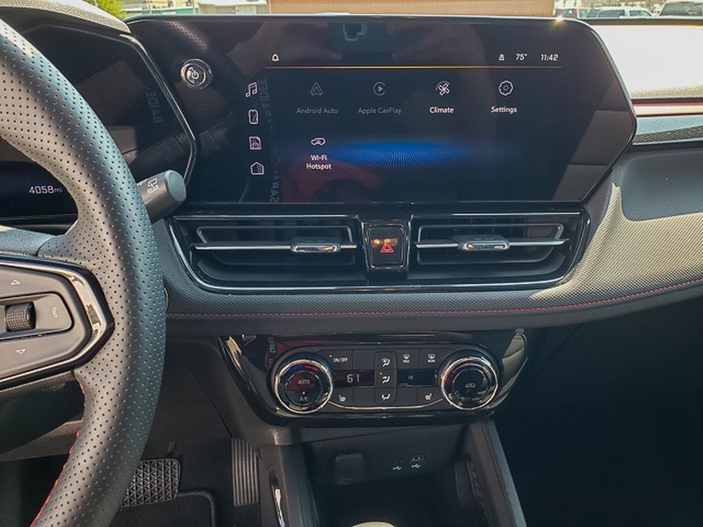 used 2025 Chevrolet TrailBlazer car, priced at $29,789