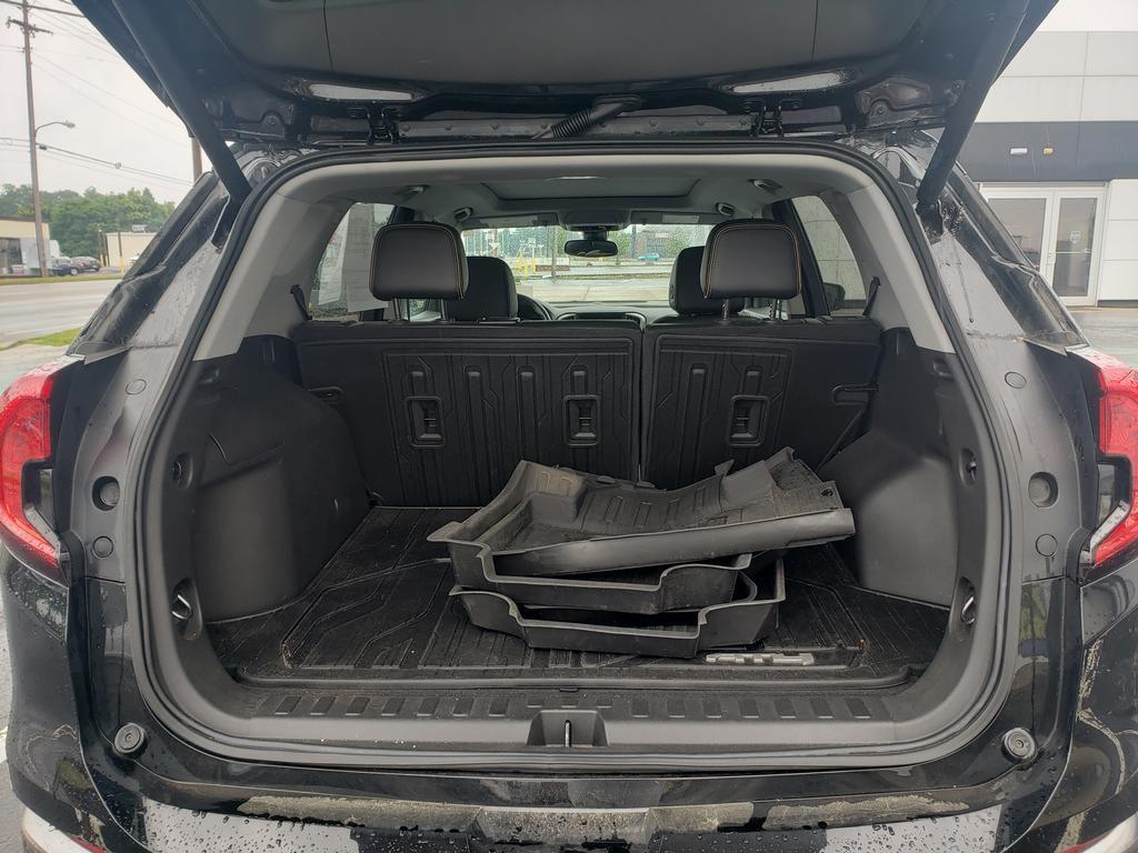 used 2022 GMC Terrain car, priced at $26,164