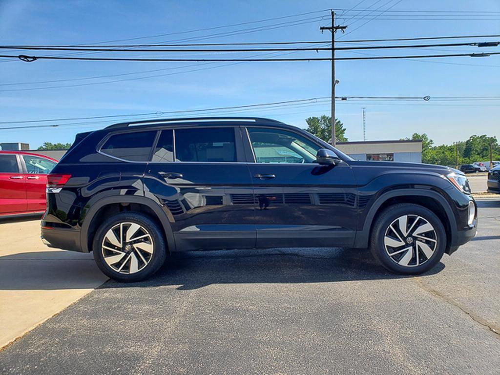 used 2024 Volkswagen Atlas car, priced at $33,774