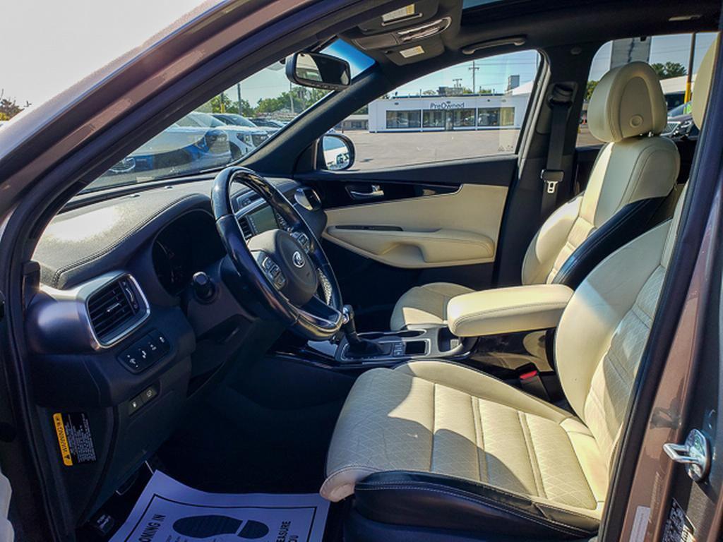 used 2016 Kia Sorento car, priced at $10,990