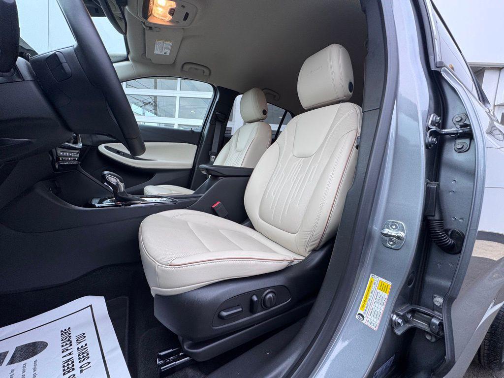 used 2024 Buick Encore GX car, priced at $28,130