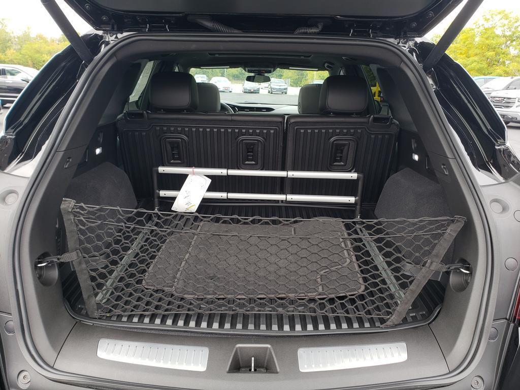 used 2025 Cadillac XT5 car, priced at $44,191