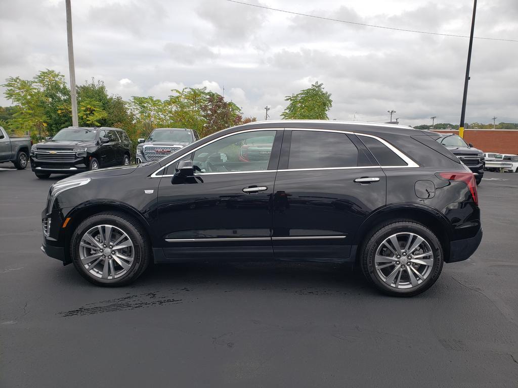 used 2025 Cadillac XT5 car, priced at $44,191