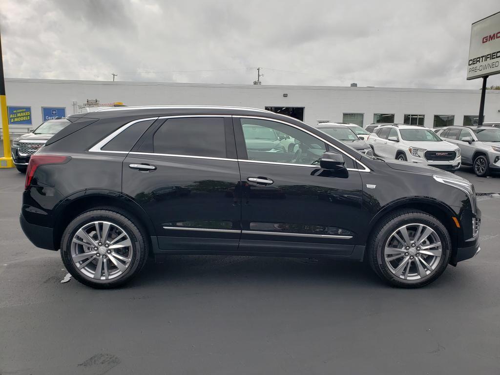used 2025 Cadillac XT5 car, priced at $44,191