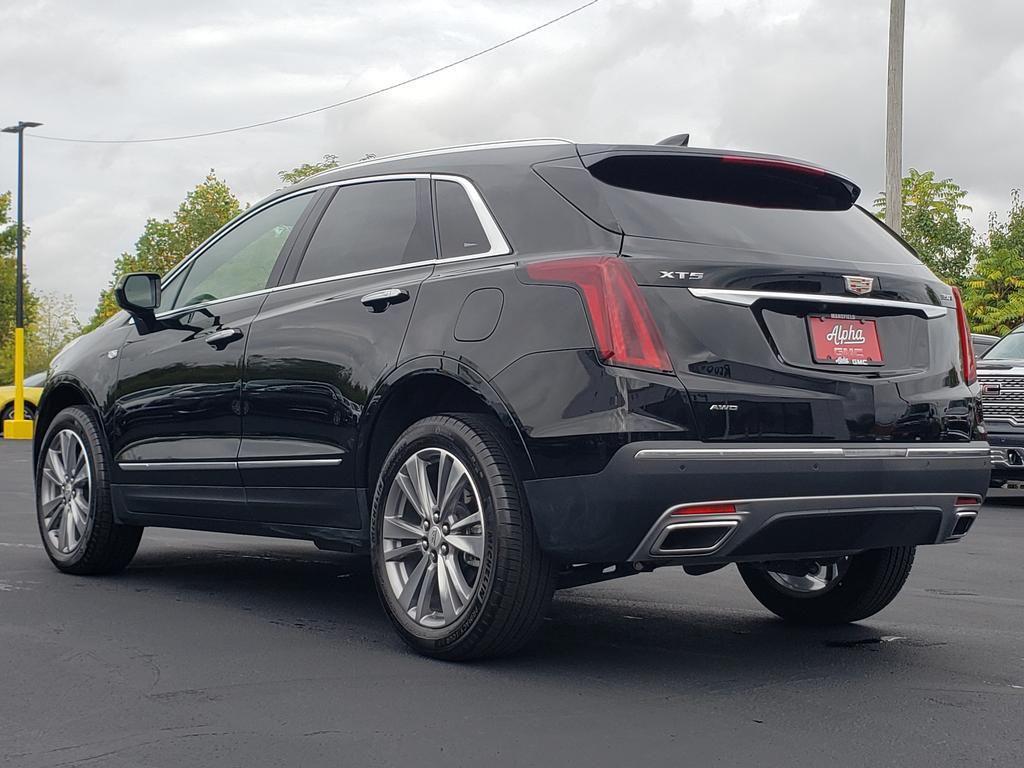 used 2025 Cadillac XT5 car, priced at $44,191