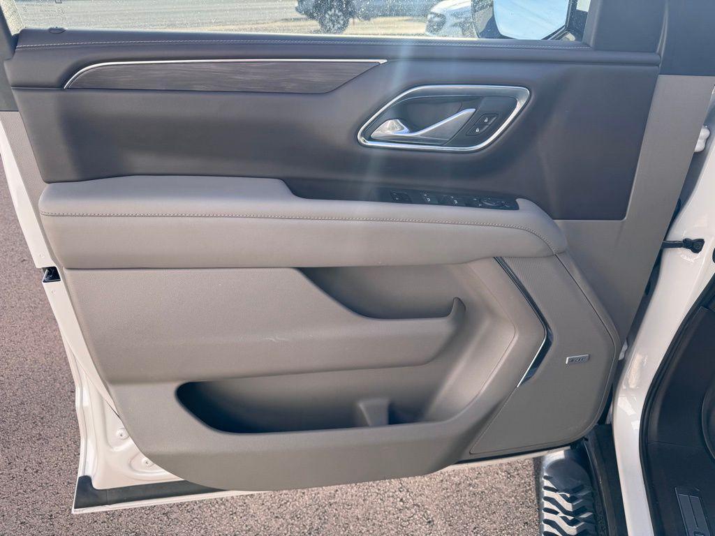 used 2024 Chevrolet Suburban car, priced at $63,999