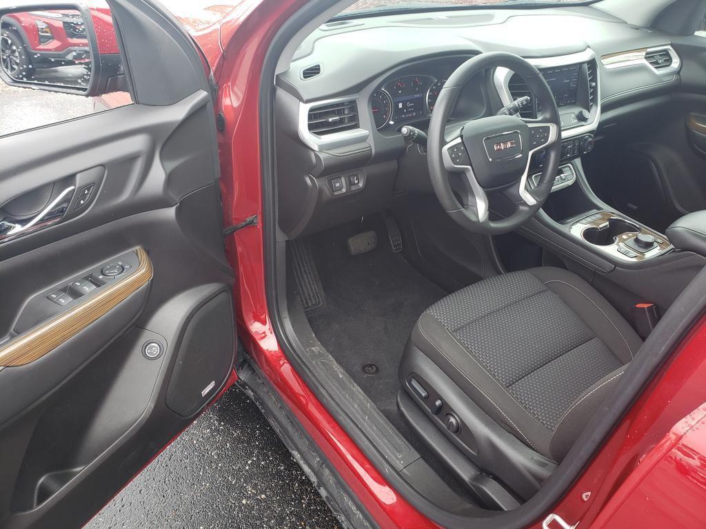 used 2023 GMC Acadia car, priced at $32,147