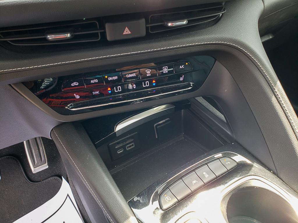 used 2022 Buick Envision car, priced at $22,346