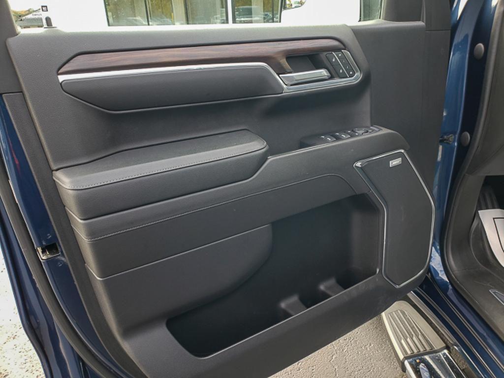 used 2023 GMC Sierra 1500 car, priced at $45,339