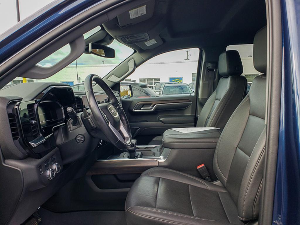 used 2023 GMC Sierra 1500 car, priced at $45,339