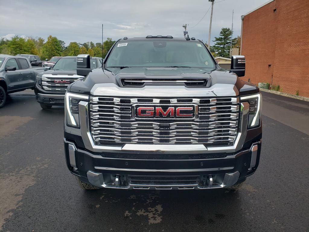 new 2026 GMC Sierra 3500 car, priced at $91,665