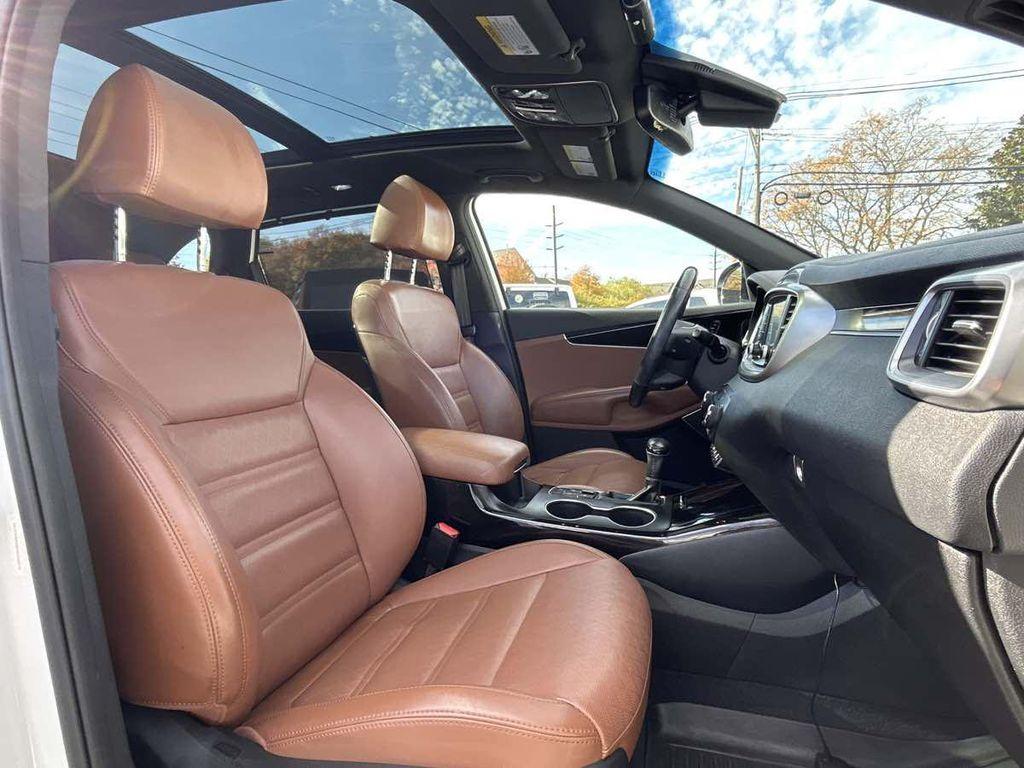 used 2019 Kia Sorento car, priced at $21,985