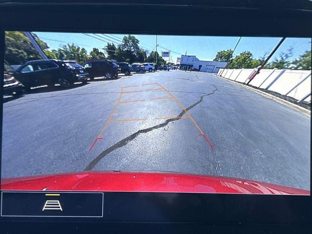 used 2023 Chevrolet Traverse car, priced at $21,985