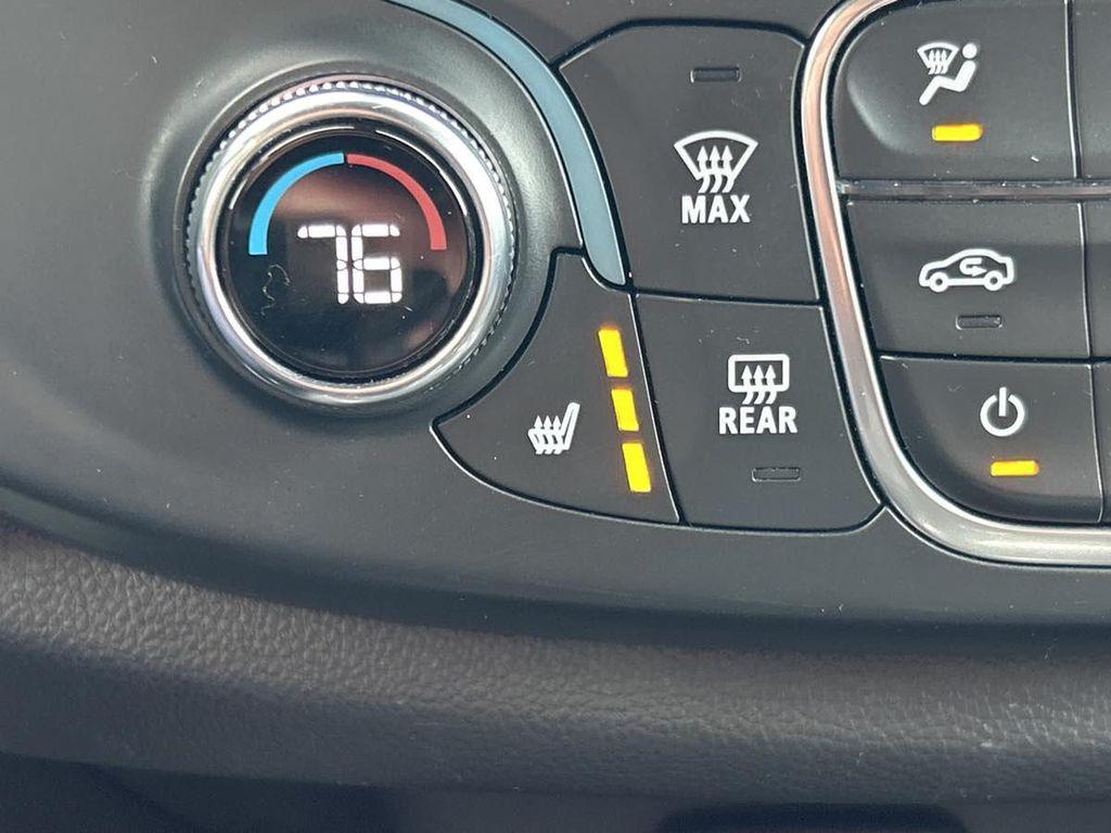 used 2023 Chevrolet Traverse car, priced at $21,985