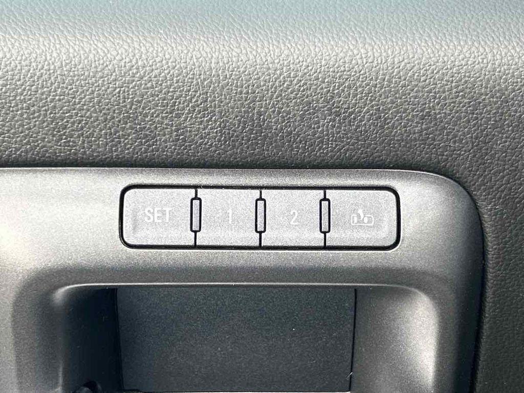 used 2018 GMC Sierra 1500 car, priced at $27,985