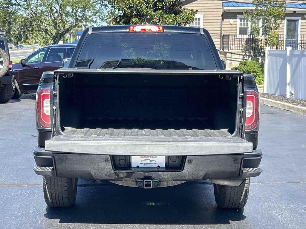 used 2018 GMC Sierra 1500 car, priced at $27,985