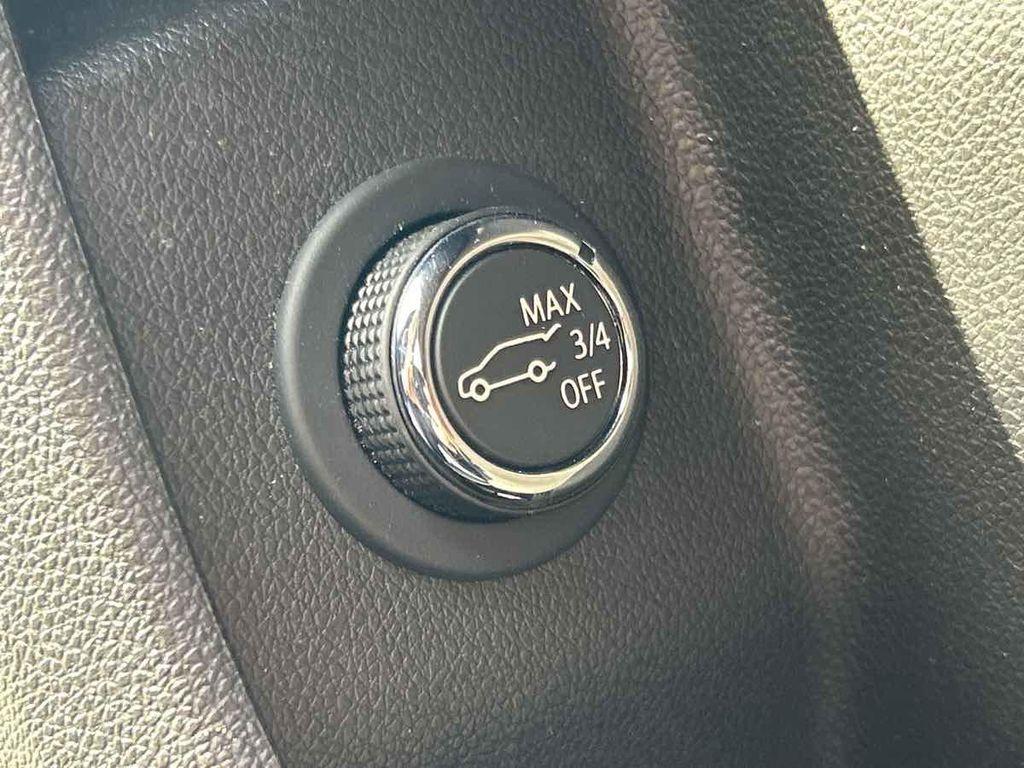 used 2021 Cadillac XT4 car, priced at $24,975