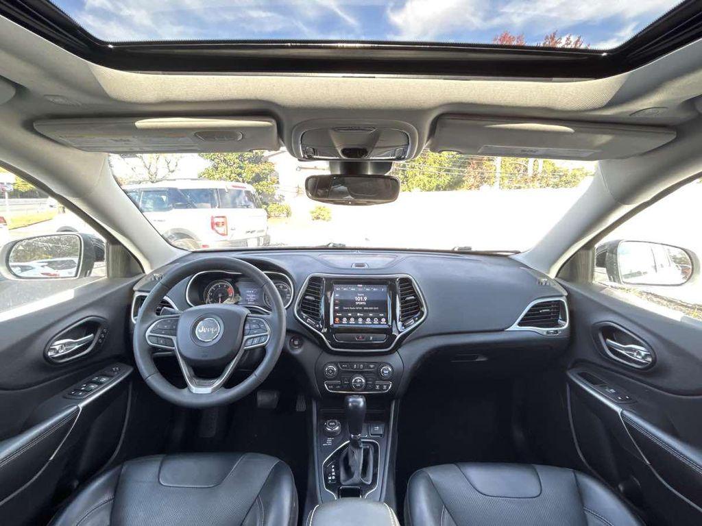 used 2022 Jeep Cherokee car, priced at $24,985