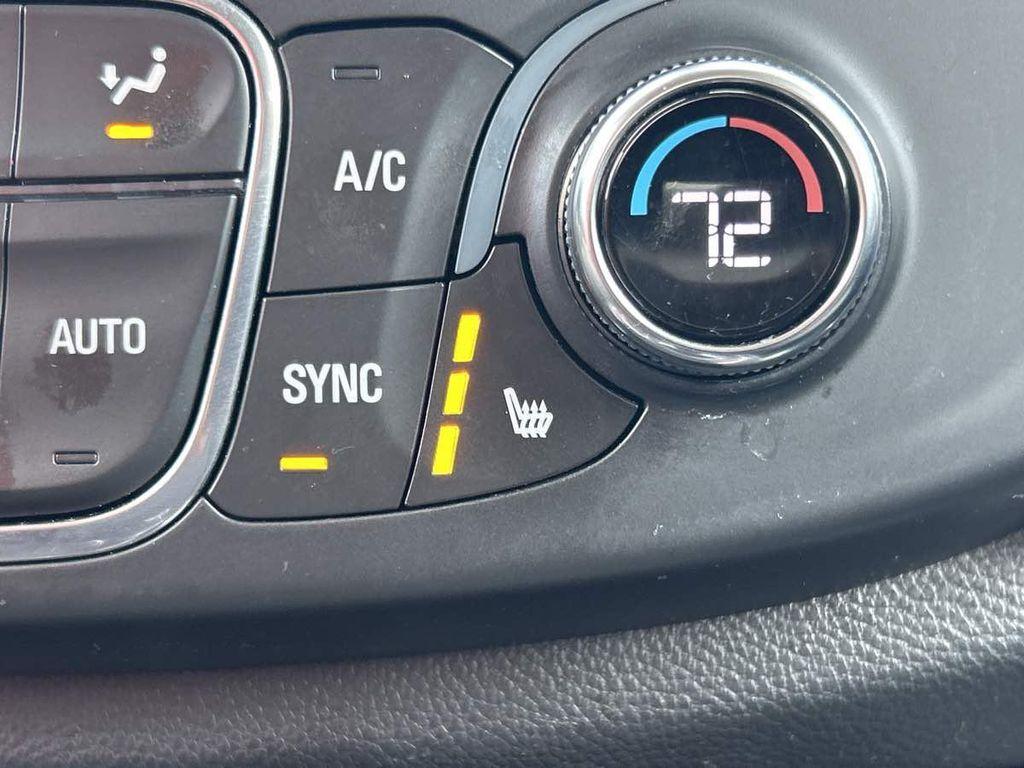 used 2021 Chevrolet Traverse car, priced at $20,745