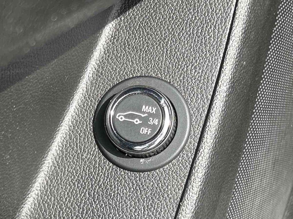 used 2021 Chevrolet Traverse car, priced at $20,745