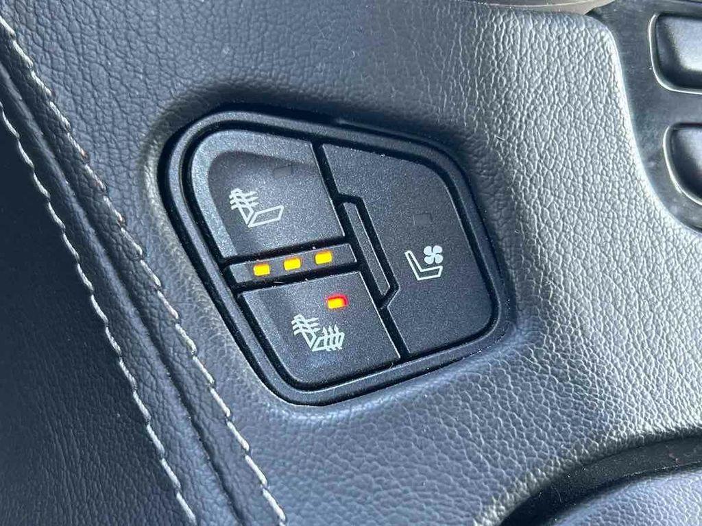 used 2018 GMC Yukon car, priced at $30,985