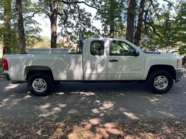 used 2011 Chevrolet Silverado 2500 car, priced at $17,900