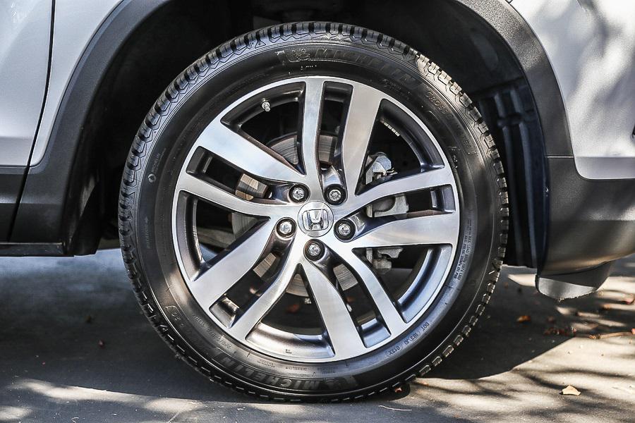 used 2017 Honda Pilot car, priced at $21,058