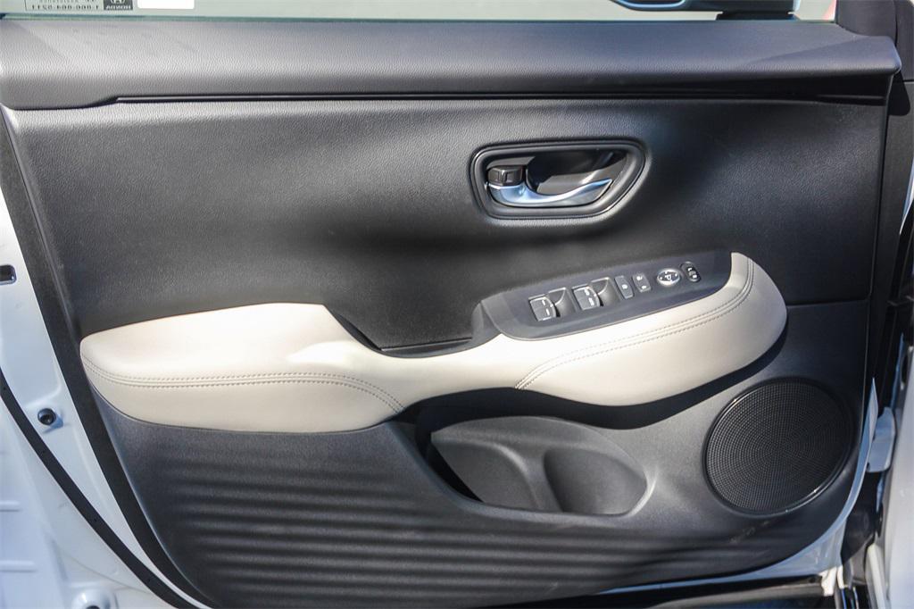 used 2025 Honda HR-V car, priced at $27,888