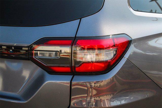 new 2025 Honda Pilot car, priced at $44,950