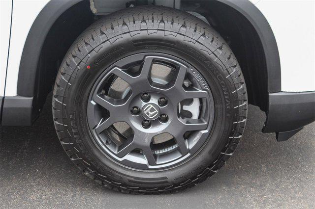 new 2025 Honda Pilot car, priced at $51,350