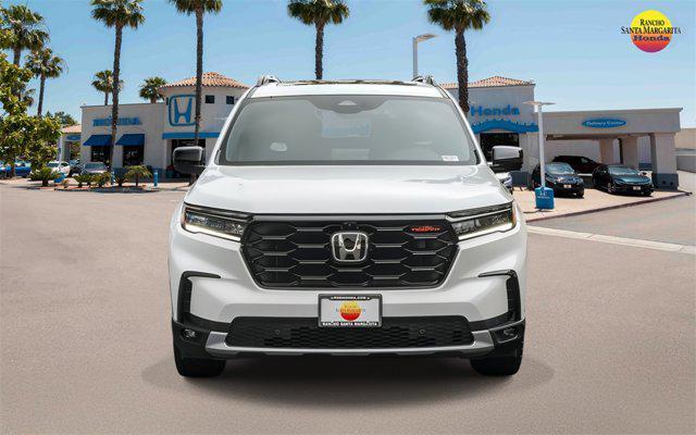 new 2025 Honda Pilot car, priced at $51,350