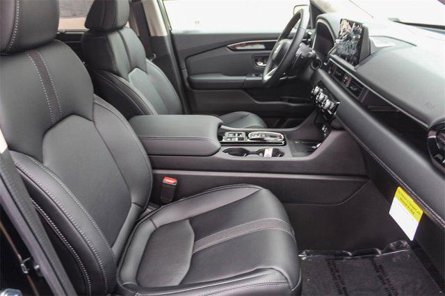 new 2025 Honda Pilot car, priced at $47,095