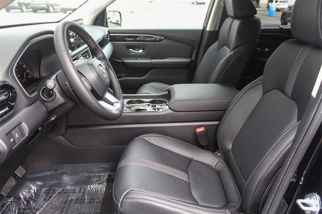 new 2025 Honda Pilot car, priced at $47,095