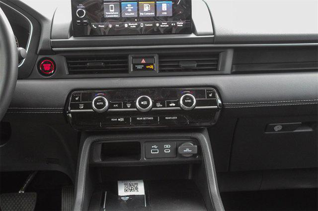 new 2025 Honda Pilot car, priced at $47,095