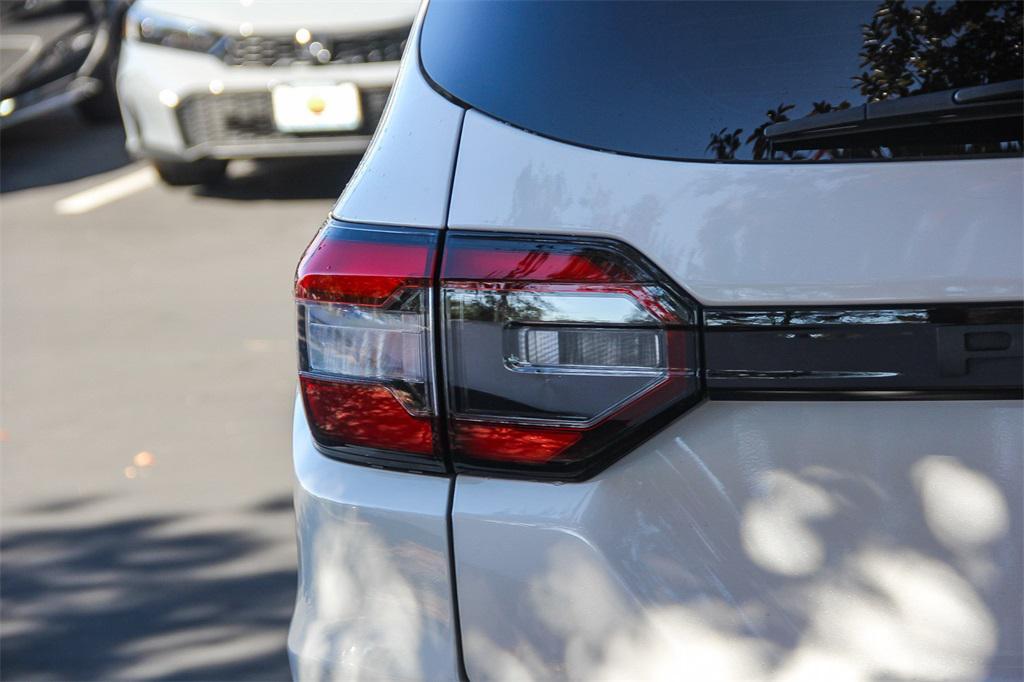 used 2023 Honda Pilot car, priced at $32,998