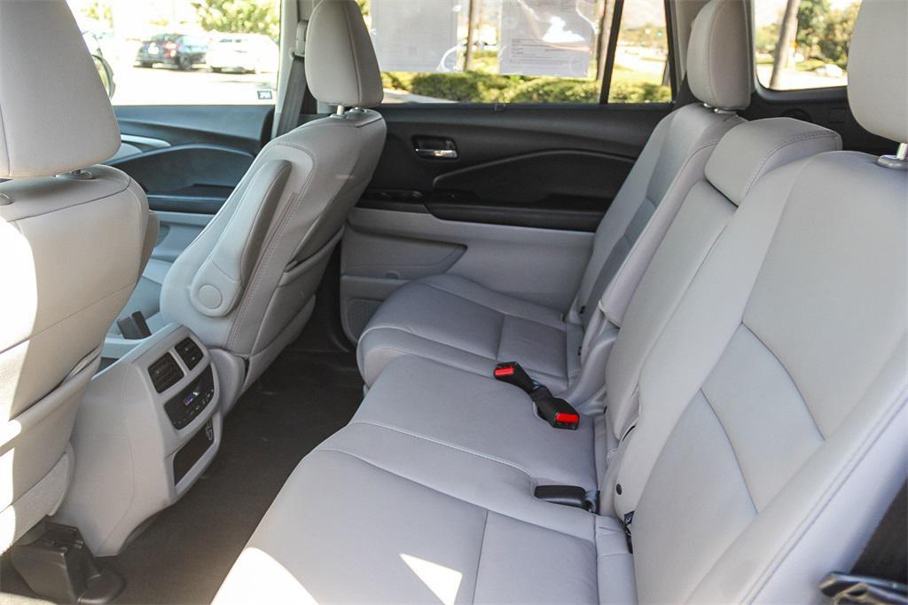 used 2021 Honda Pilot car, priced at $29,548